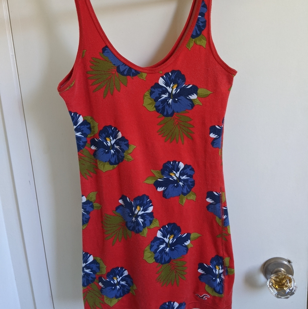 Floral /Hawaiian Hollister tank